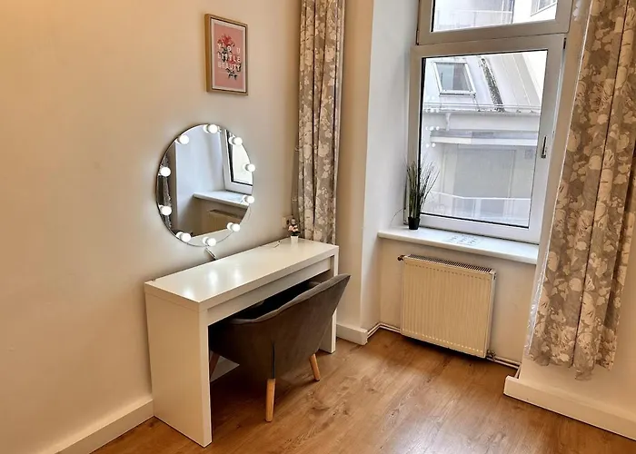 Stylish Loft - Two Bed For 5 Person With Cute Balcony Apartamento *