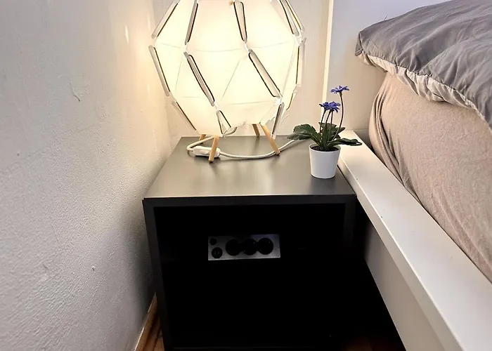 Stylish Loft - Two Bed For 5 Person With Cute Balcony *