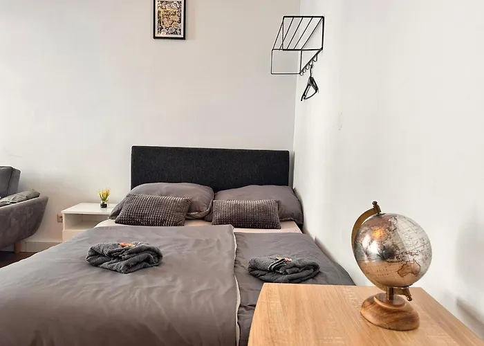 Stylish Loft - Two Bed For 5 Person With Cute Balcony Apartamento